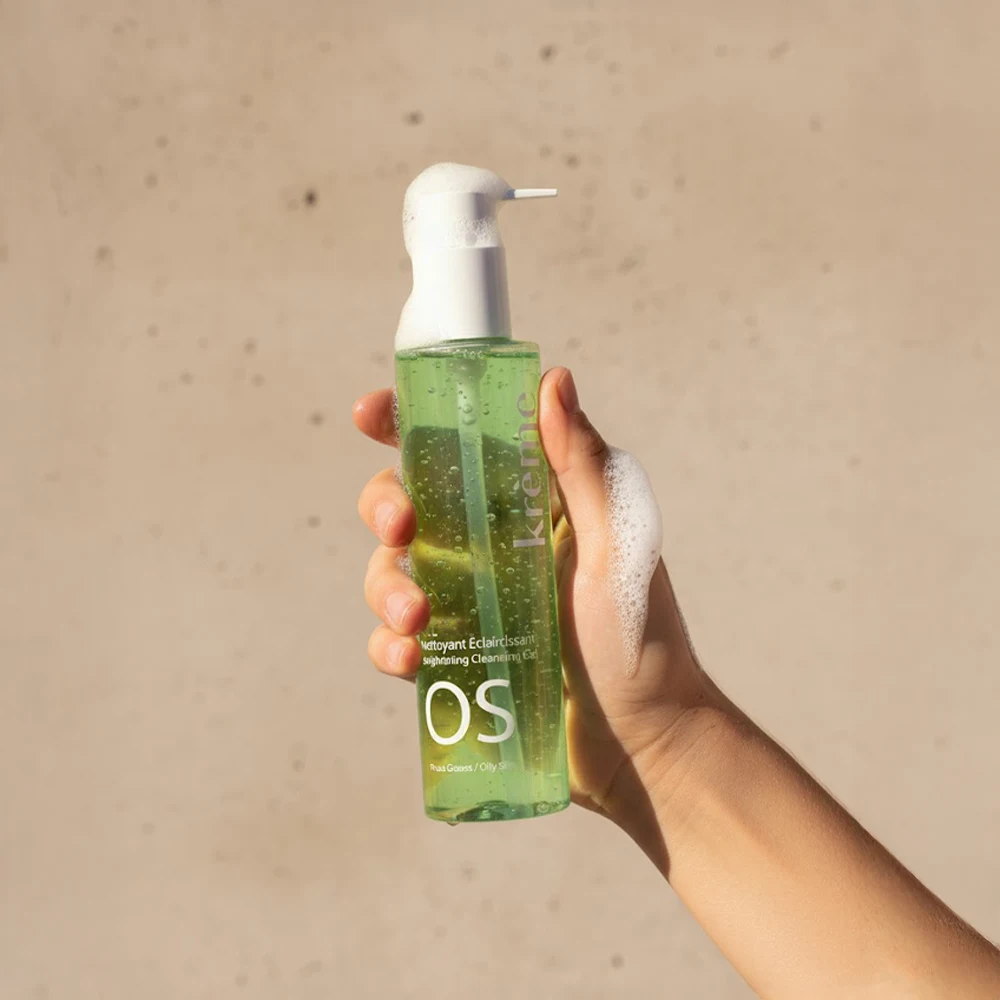 Gel Nettoyant Éclaircissant Peau Grasse 2